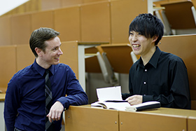国際ビジネス学科
