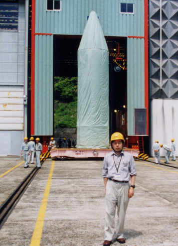 探査機「はやぶさ」研究開発貢献に大学と髙木靖彦教授に感謝状